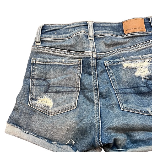 American Eagle Hi-Rise Shortie Distressed Denim Shorts Size 0 - Picture 10 of 13